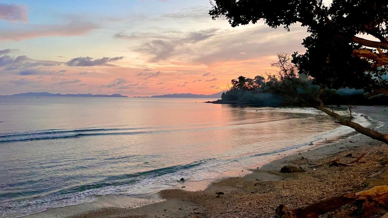 Sunset Beach Resort Weh Sabang  Ngoại thất bức ảnh