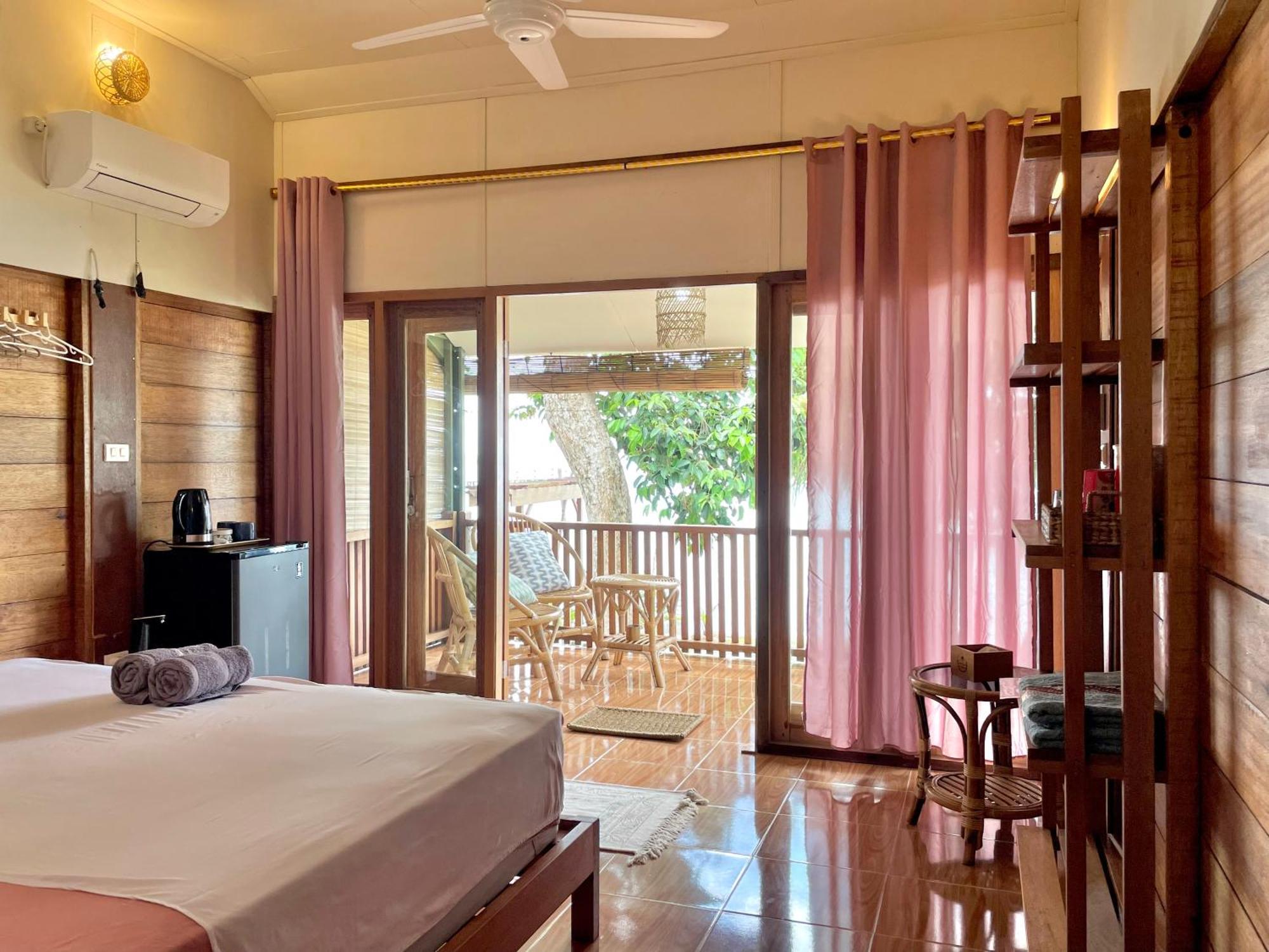 Sunset Beach Resort Weh Sabang  Ngoại thất bức ảnh